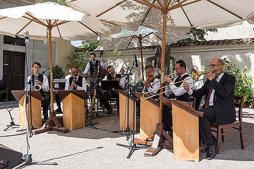 Jazzband Schwarzenberské gardy, 2. nádvoří zámku Český Krumlov 30. 6. / 17 hod.