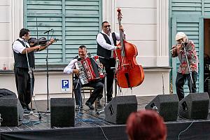Jiří Stivín a Cindži renta, Jazz nad Vltavou, Festival komorní hudby Český Krumlov 28. 6. 2022, foto: Lubor Mrázek