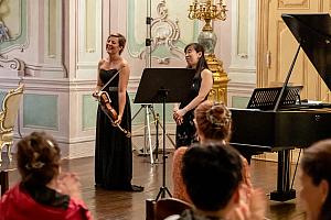 Koncert k poctě Josefu Sukovi, Anna Gutowska (housle), Noriko Ushioda (klavír), Festival komorní hudby Český Krumlov 1. 7. 2022, foto: Lubor Mrázek