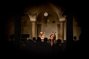 Nokturno s číší vína, Nina Havelková (kytara), Duo Manera - Soňa Vimrová a Miroslav Žára (kytara), Festival komorní hudby Český Krumlov 1. 7. 2022, foto: Lubor Mrázek