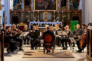 Slavnostní koncert Capella Regia - oslava stvoření v duchovní hudbě Arnošta ze Schwarzenbergu a Josepha Haydna, Festival komorní hudby Český Krumlov 2. 7. 2022, foto: Lubor Mrázek