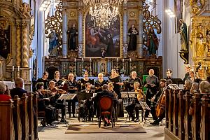 Slavnostní koncert Capella Regia - oslava stvoření v duchovní hudbě Arnošta ze Schwarzenbergu a Josepha Haydna, Festival komorní hudby Český Krumlov 2. 7. 2022, foto: Lubor Mrázek