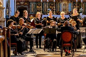 Slavnostní koncert Capella Regia - oslava stvoření v duchovní hudbě Arnošta ze Schwarzenbergu a Josepha Haydna, Festival komorní hudby Český Krumlov 2. 7. 2022, foto: Lubor Mrázek
