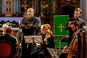 Slavnostní koncert Capella Regia - oslava stvoření v duchovní hudbě Arnošta ze Schwarzenbergu a Josepha Haydna, Festival komorní hudby Český Krumlov 2. 7. 2022, foto: Lubor Mrázek