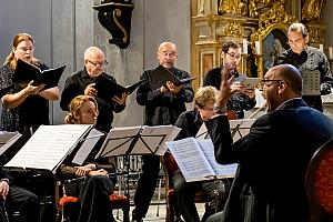 Slavnostní koncert Capella Regia - oslava stvoření v duchovní hudbě Arnošta ze Schwarzenbergu a Josepha Haydna, Festival komorní hudby Český Krumlov 2. 7. 2022, foto: Lubor Mrázek