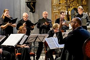 Slavnostní koncert Capella Regia - oslava stvoření v duchovní hudbě Arnošta ze Schwarzenbergu a Josepha Haydna, Festival komorní hudby Český Krumlov 2. 7. 2022, foto: Lubor Mrázek