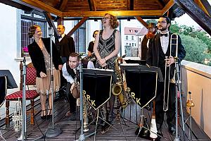 Jazz nad Vltavou - Prvorepublikový večer: Prague Rhythm Kings, Festival komorní hudby Český Krumlov 2. 7. 2024, foto: Lubor Mrázek (12/14)