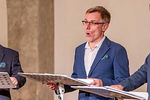 Mužské sbory českých autorů, vokální kvarteto Q Vox, nokturno s číší vína, Festival komorní hudby Český Krumlov 5. 7. 2024, foto: Matouš Vokatý (7/11)