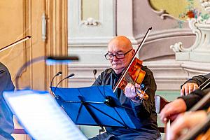 Koncert k poctě Josefu Sukovi a české hudbě, Komorní orchestr Praga Camerata, Festival komorní hudby Český Krumlov 6. 7. 2024, foto: Matouš Vokatý (4/12)