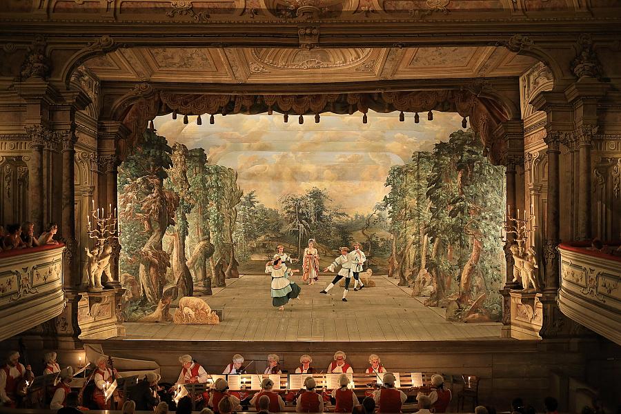 Barokní opera na zámku Český Krumlov, Malá Barokní noc na zámku Český Krumlov zakončená operou v Barokním divadle